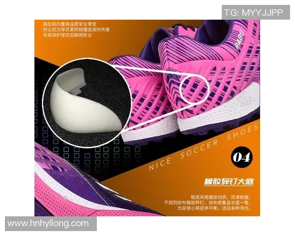 足球球星书包潮流设计让孩子在学习与运动中展现无限活力魅力