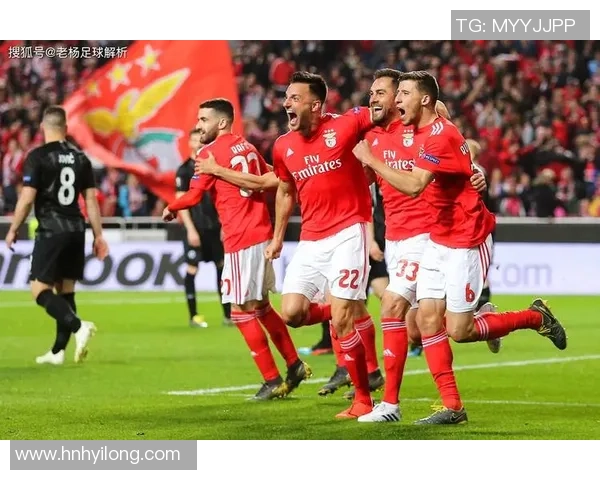 足球队6号球星是谁评的揭秘 足球场上闪耀的六号传奇球员解析