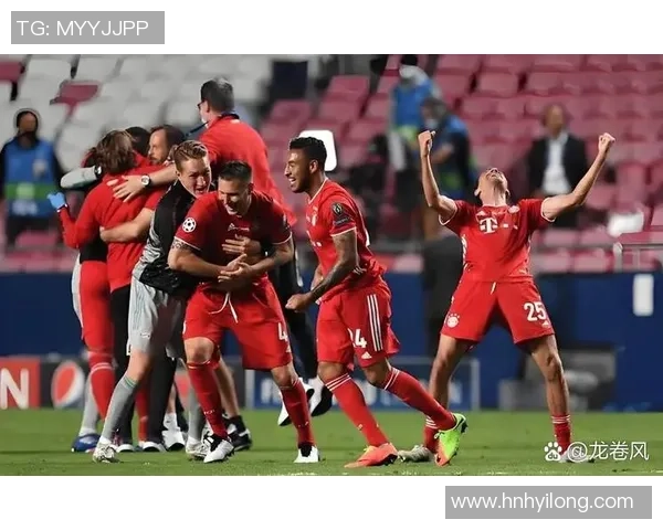 退役足球明星重返赛场挥洒汗水，为球迷呈现经典对决与激情时刻